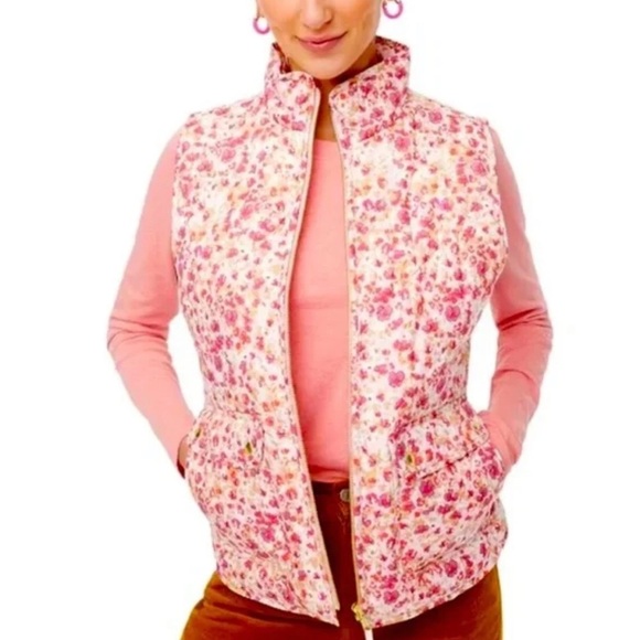 J. Crew Women’s M Pink/Purple Floral Full-Zip Puffer Vest w/Pockets - EUC! - Picture 1 of 12